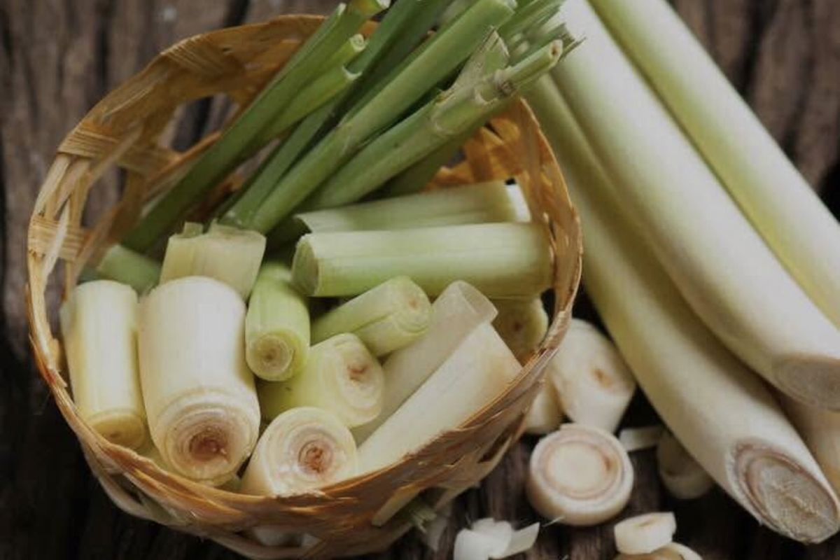 a basket of cut up leeks
